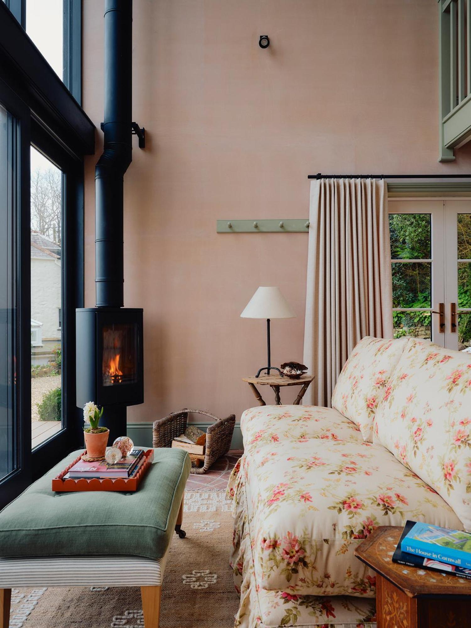 1-Bed Luxury Seafront Cabin In Heart Of Newlyn, Mousehole Екстер'єр фото
