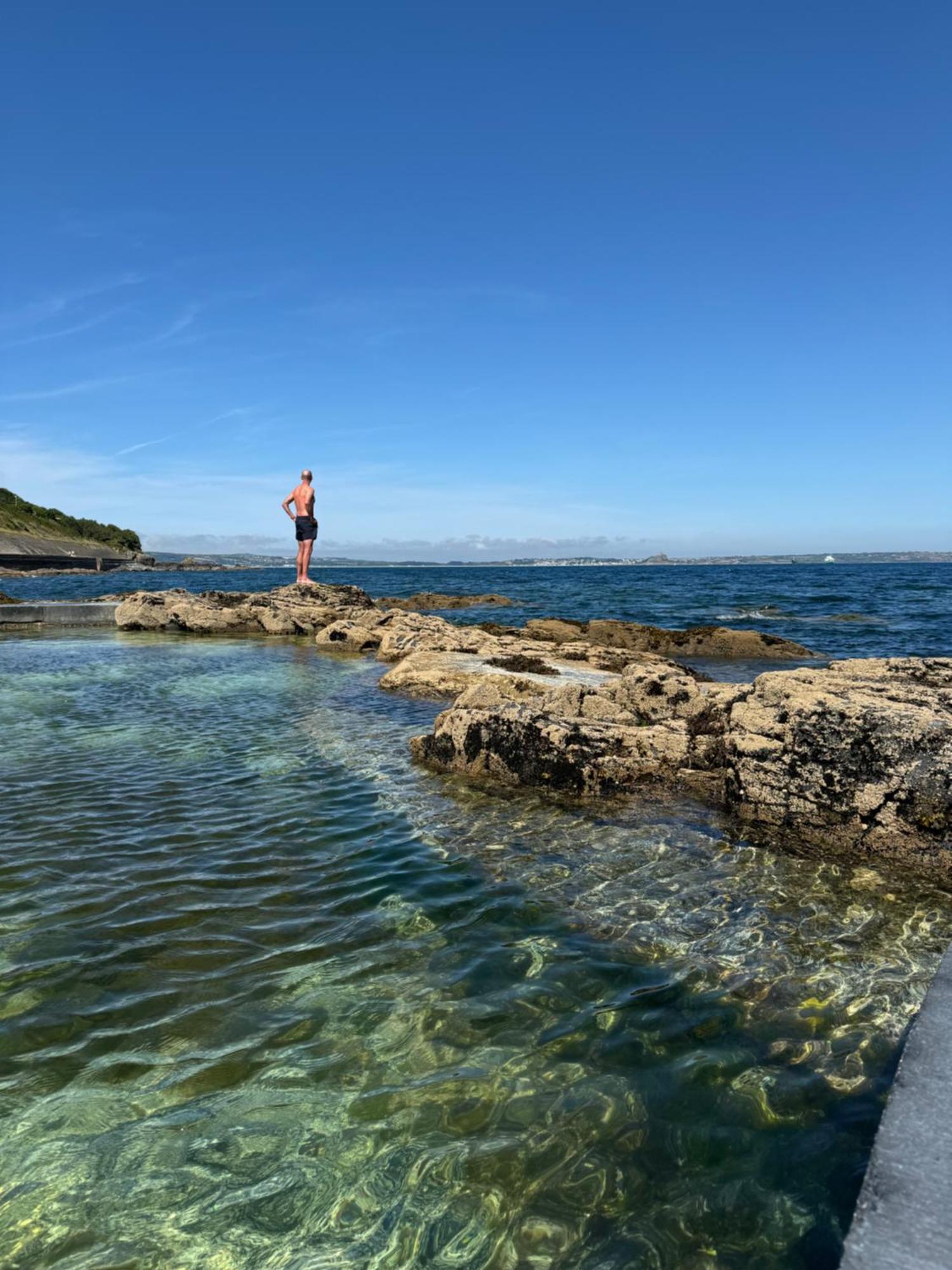 1-Bed Luxury Seafront Cabin In Heart Of Newlyn, Mousehole Екстер'єр фото